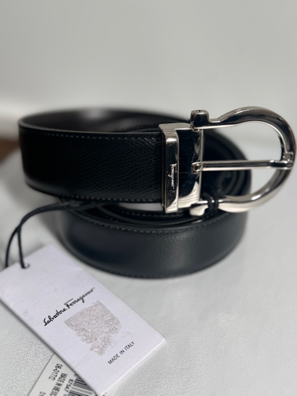 Salvatore Ferragamo Black Leather Belt with Silver Gancini Buckle - Picture 3 of 16